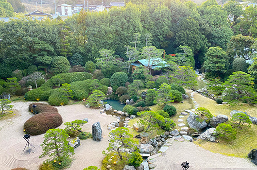 Room with a Japanese garden view